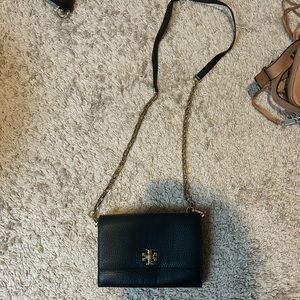 Tory Burch Robinson Chain Wallet Crossbody Bag Black Leather Wallet on a Chain